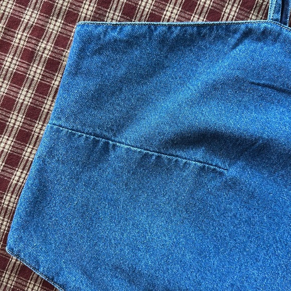 Woman’s NWTs Wrangler Dark Wash Denim Kassidy Bandana Crop Top Tank - Picture 4 of 11